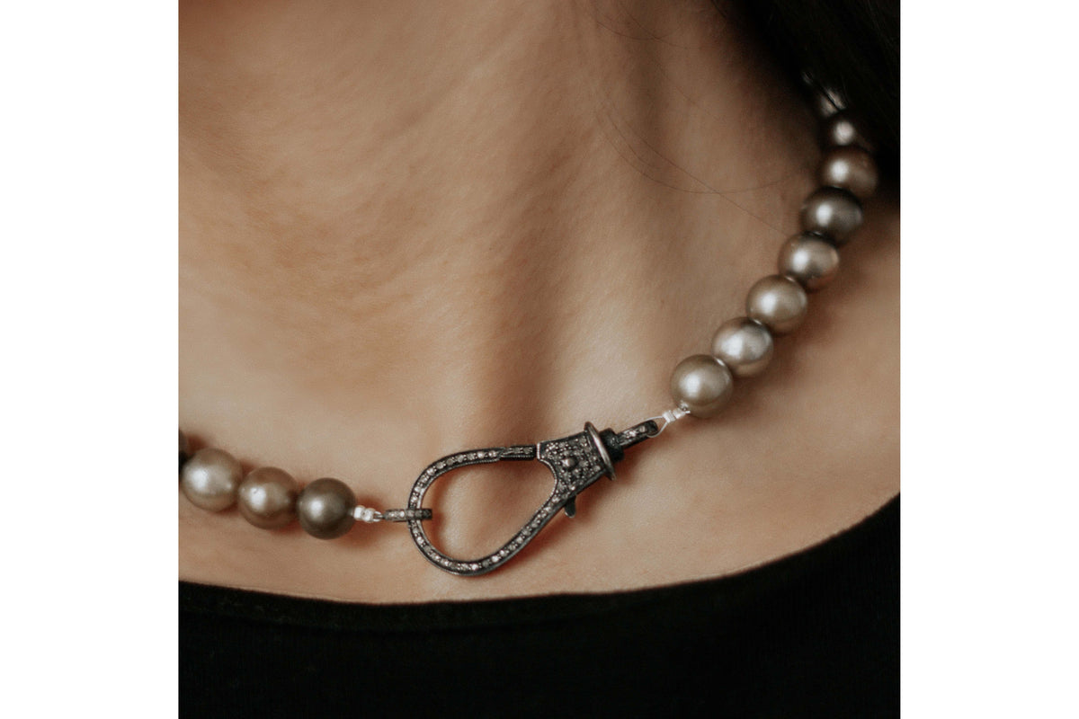 Tahitian Pearl Necklace, Diamond Clasp by Vincent Peach, view 3