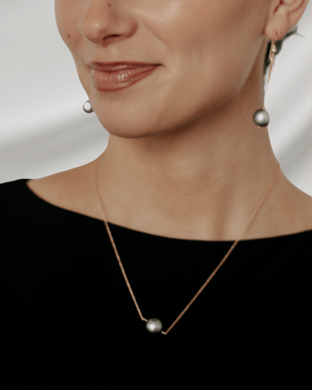 Pearl Chain Necklace & Earrings Gift Set by Vincent Peach, view 2