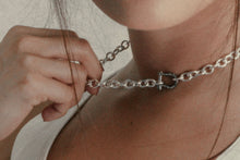 Petite Shackle Chain Necklace | Diamond - Vincent Peach Fine Jewelry