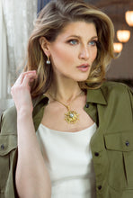 14 Karat Gold Compass Necklace - Vincent Peach Fine Jewelry