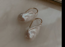Baroque Pearl Drop Earrings - Vincent Peach Fine Jewelry