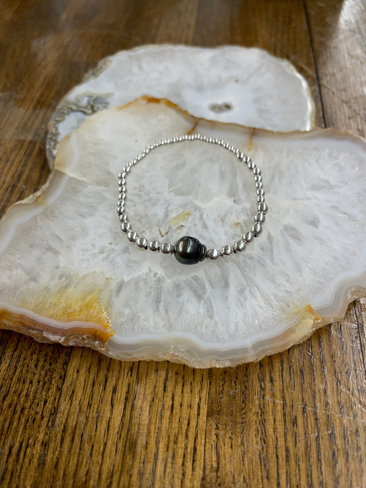 Sterling Silver Tahitian Pearl Stretch Bracelet - Vincent Peach Fine Jewelry