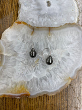 Teardrop Tahitian Earrings - Vincent Peach Fine Jewelry