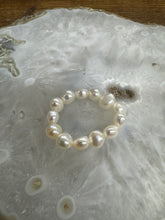 Pearl Stretchy Ring