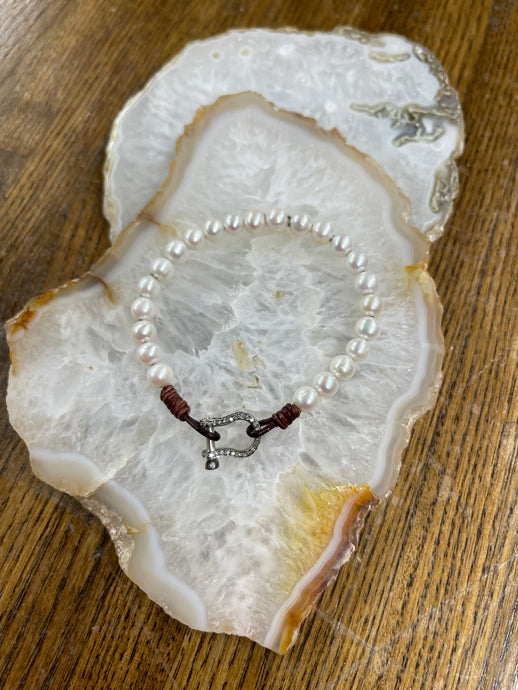 Petite Diamond Freshwater Bracelet - Vincent Peach Fine Jewelry