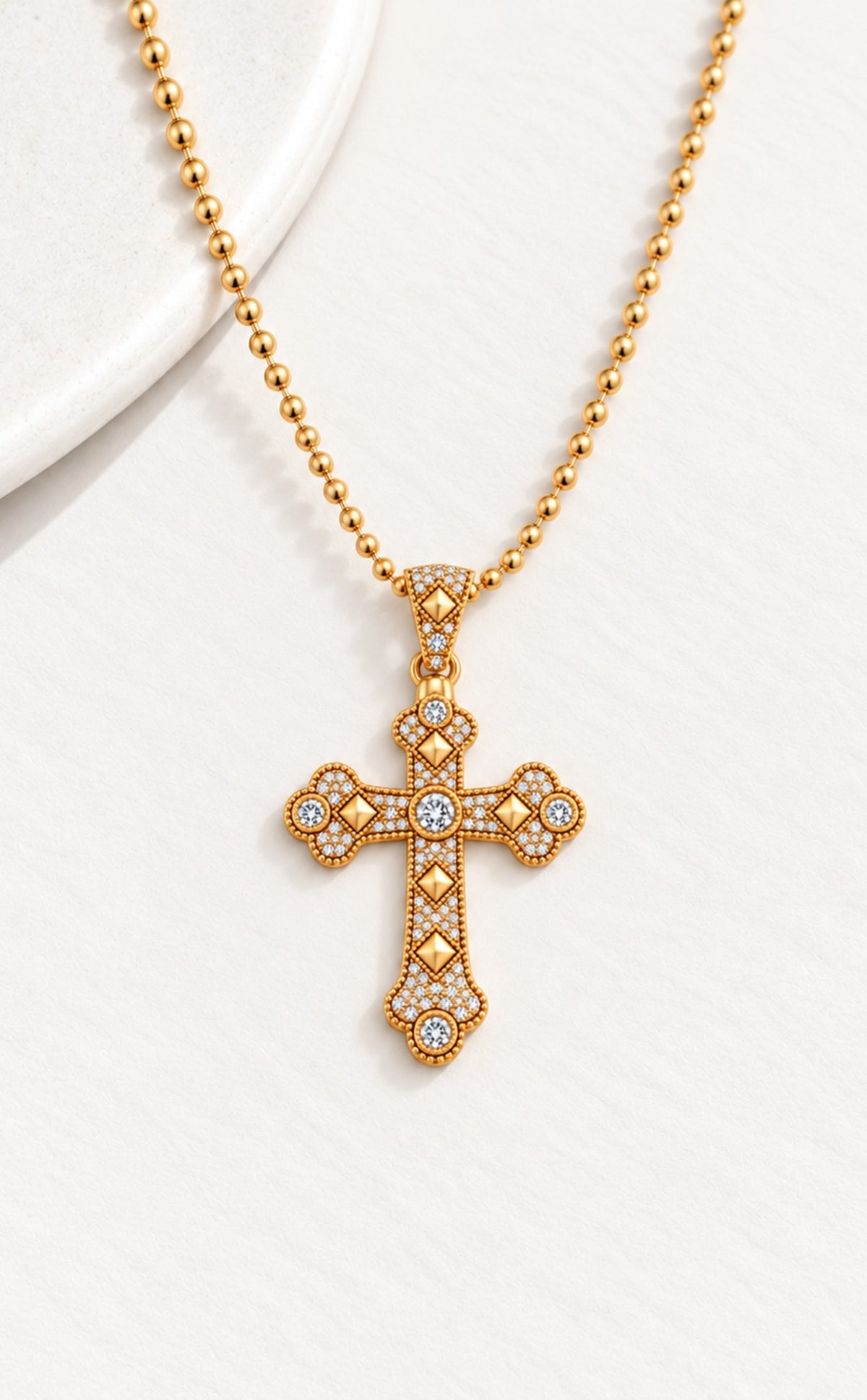 Cavallo Botonnée Diamond Cross Pendant
