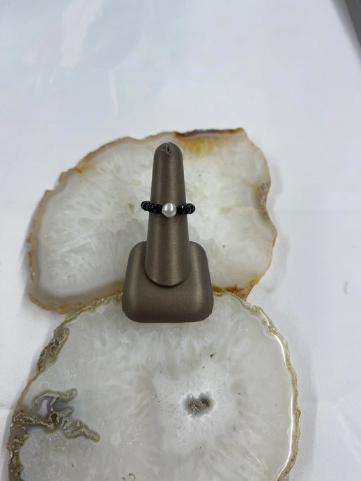 Black Stone Stretchy Ring - Vincent Peach Fine Jewelry