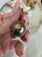 Starburst Tahitian Earrings