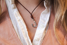 Diamond horseshoe pendant necklace