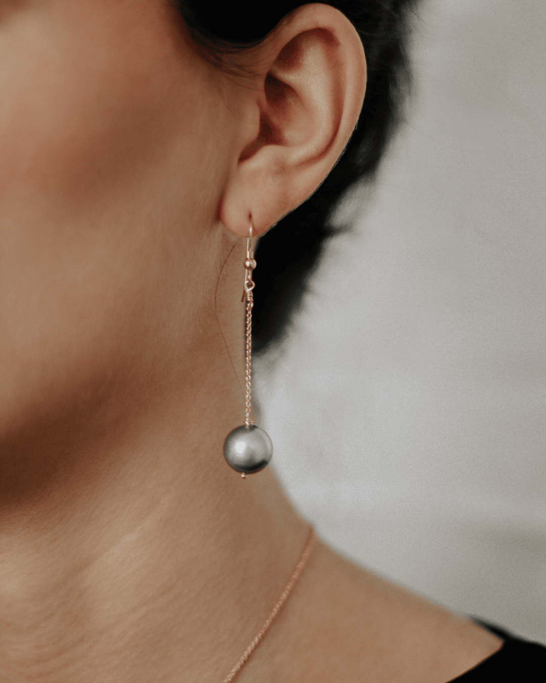 Tahitian Pearl Biltmore Chain Earrings by Vincent Peach