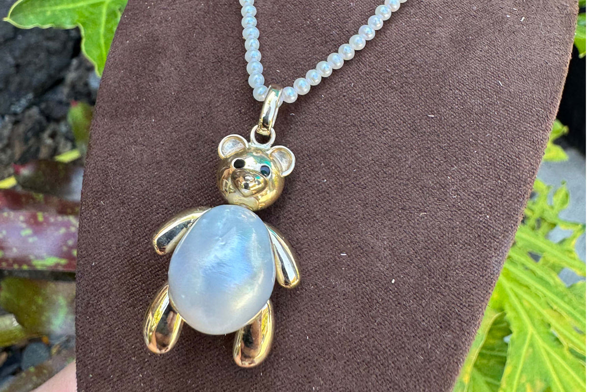 Teddy Bear Pearl Necklace by Vincent Peach