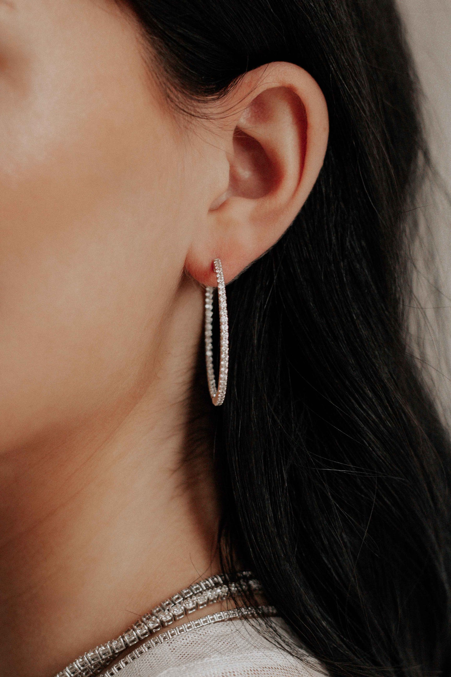 1.5” Diamond Hoops