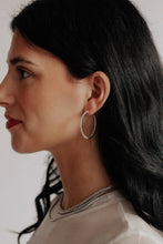 1.5” Diamond Hoops