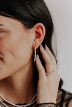 1.5” Diamond Hoops