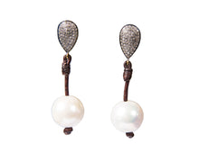 Demure Teardrop Earrings - Vincent Peach Fine Jewelry
