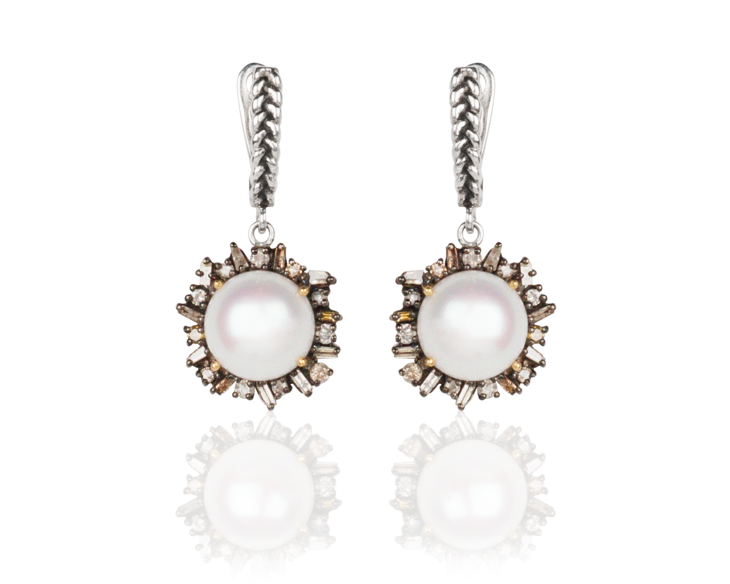 Vincent Peach Episodic Diamond setting Freshwater Pearl Fine Jewelry Earrings