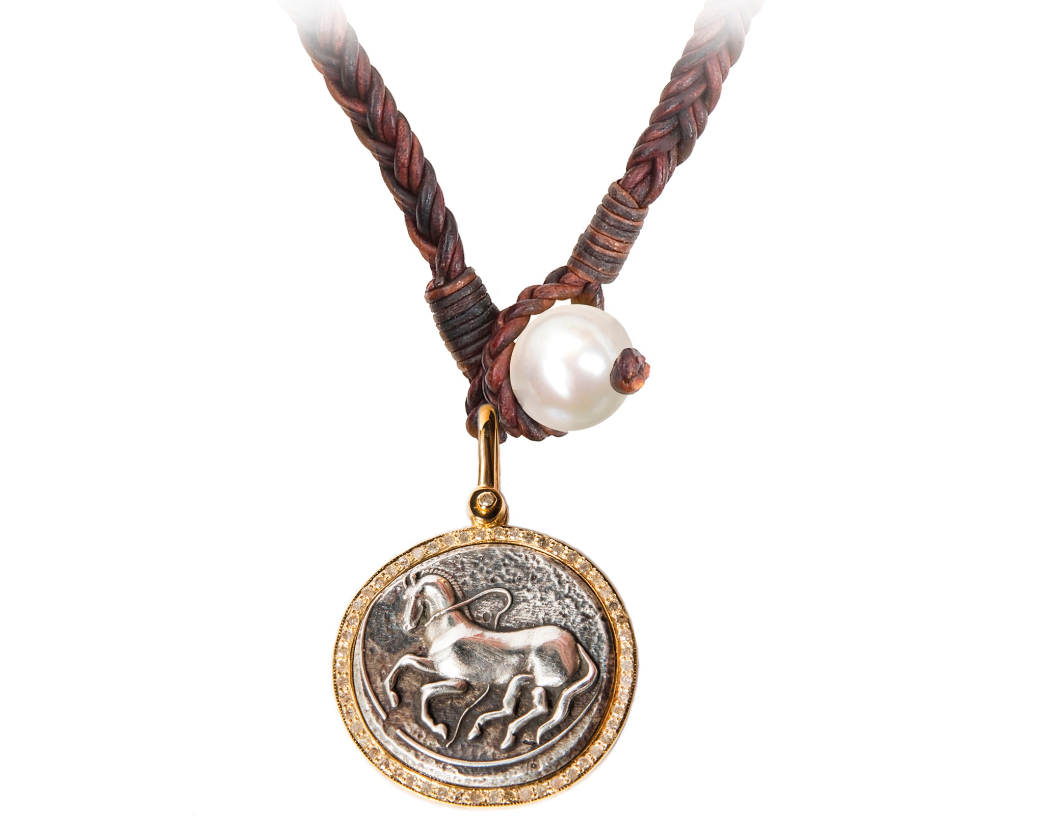 ■VINTAGE HOLLYWOOD■ Round Coin Necklace VH2411NE070M Gold Trojan Coin Necklace with Diamonds | Vincent Peach Fine