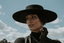 Churchill Downs Earrings | Tahitian - Vincent Peach Fine Jewelry
