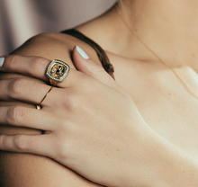 Finnhorse Ring | Gold - Vincent Peach Fine Jewelry