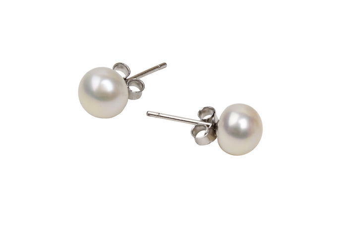 Freshwater Stud Earrings - Hottest Designer Pearl and Leather Jewelry | VINCENT PEACH
